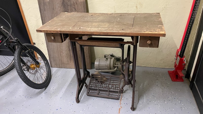 足踏みミシンテーブル表