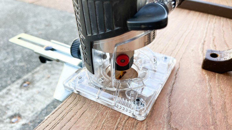 ミシンテーブル天板鍵ひっかけ穴加工